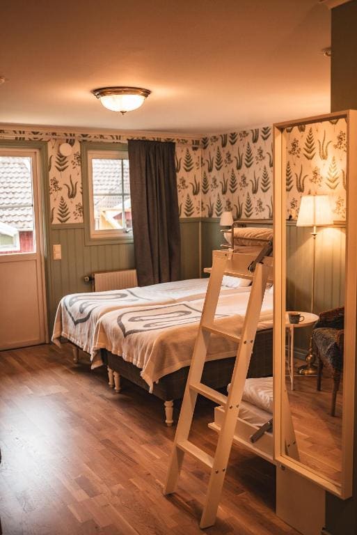 Family Room with Terrace room - Image 1