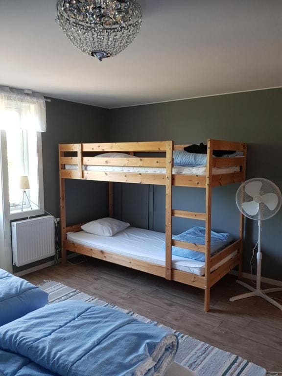 Family Room room - Image 2
