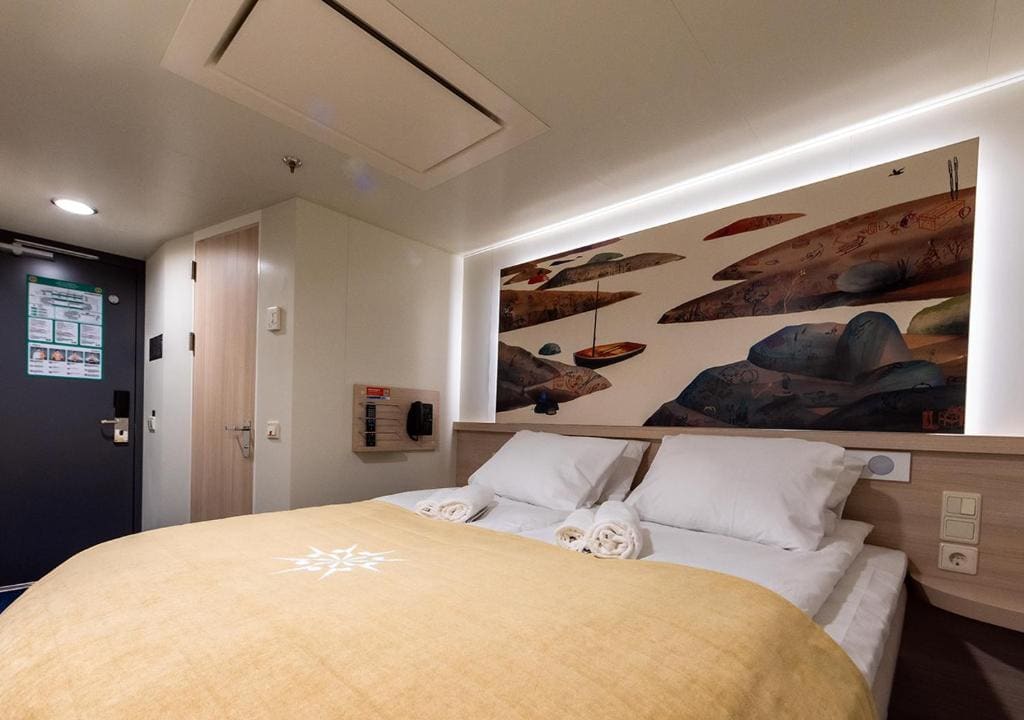 Inside Double room - Image 3