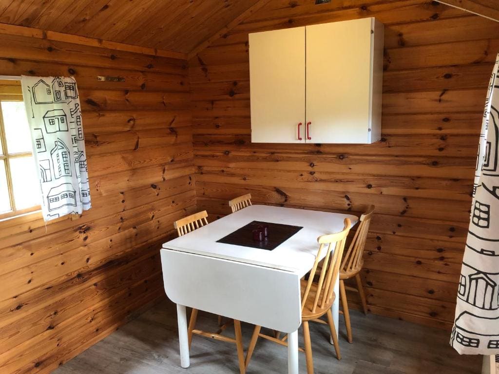 Standard Quadruple Room room - Image 3