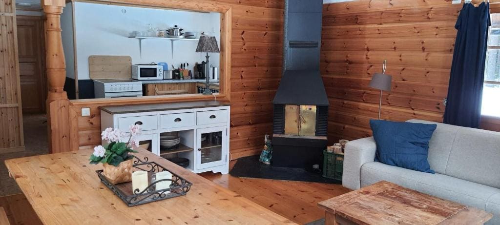 Vacation Home room - Image 2
