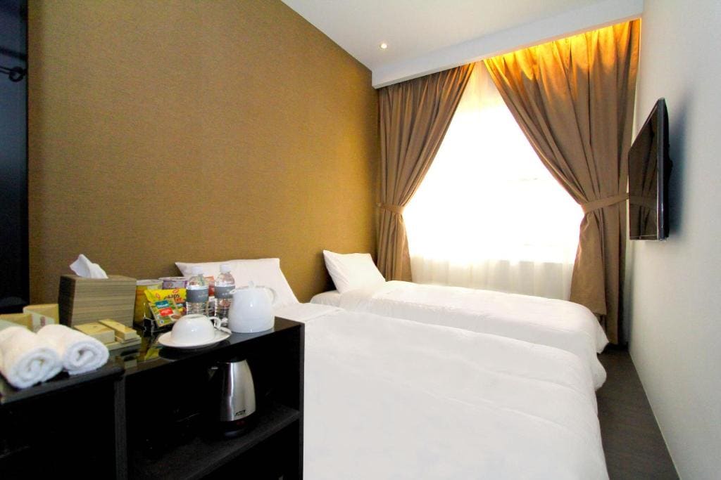 Superior Twin Room room - Image 1
