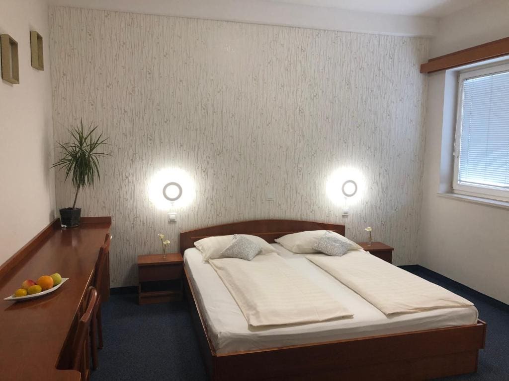Triple Room room - Image 1