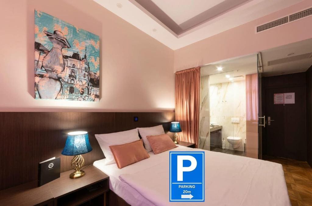 Double Room with parking included room - Image 3