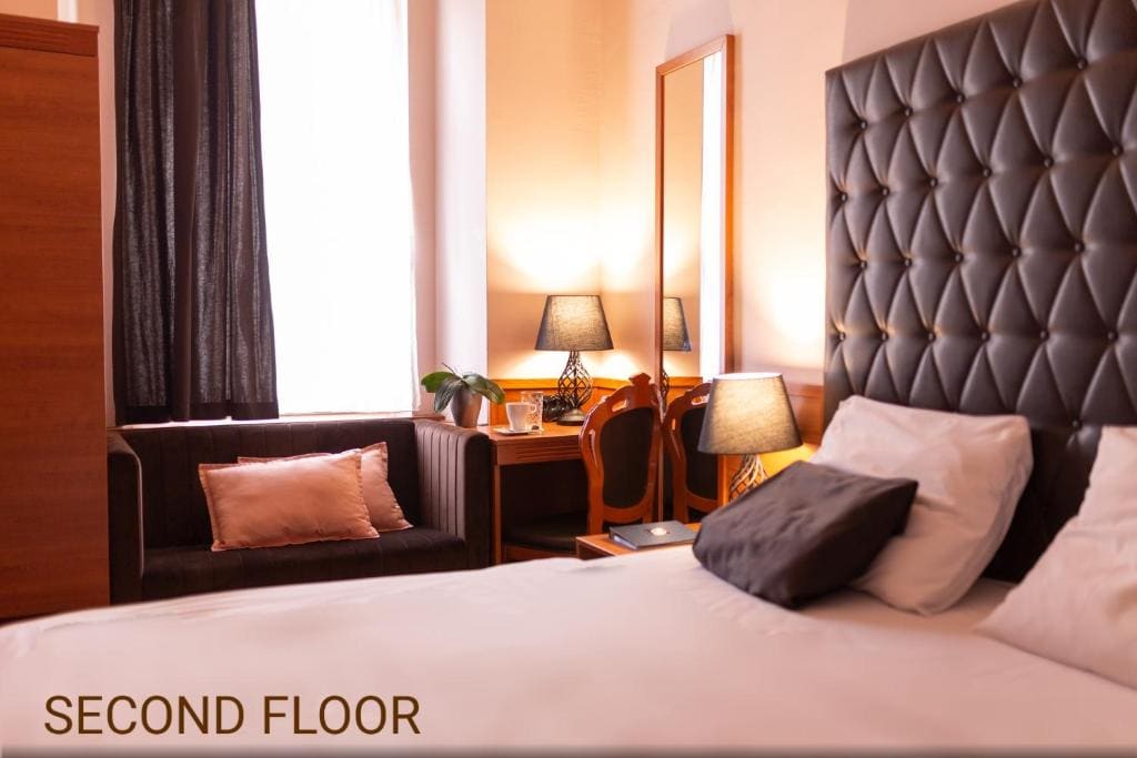 Double Room room - Image 3