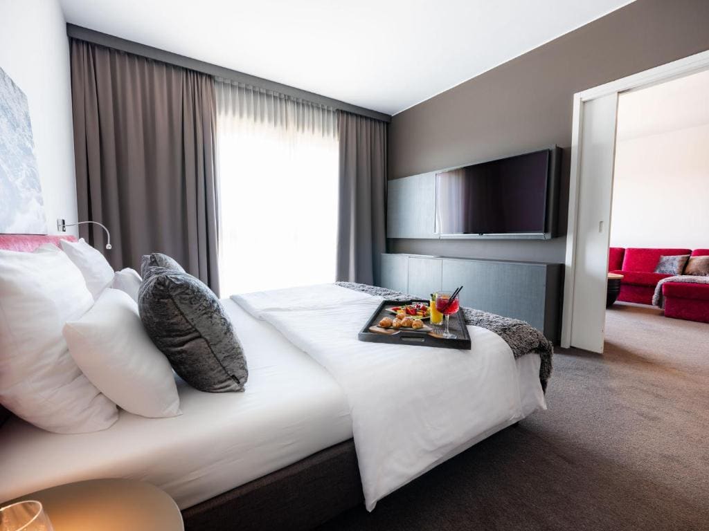 City Suite room - Image 2