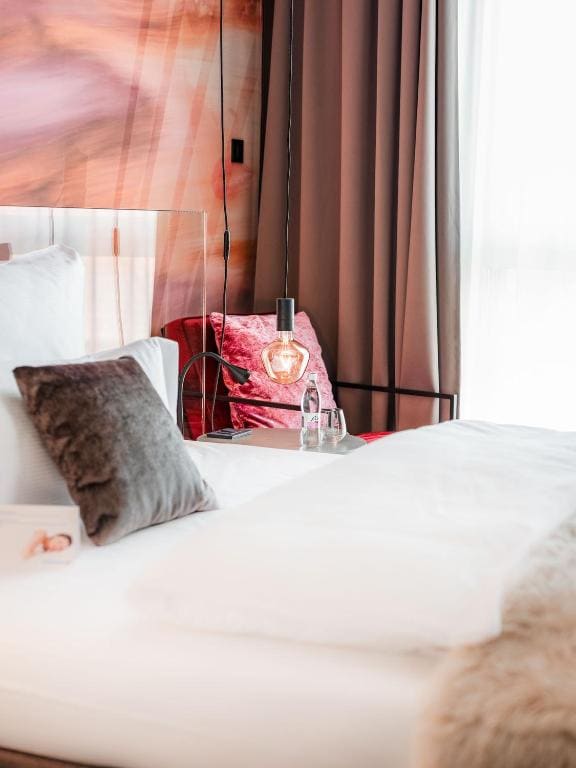 Standard Premium Single Room room - Image 1