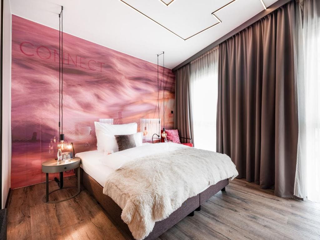 Standard Premium Single Room room - Image 2