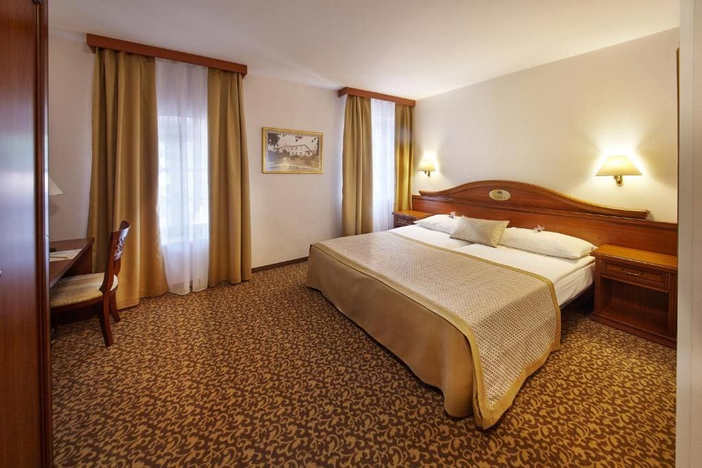 Double or Twin Room room - Image 1