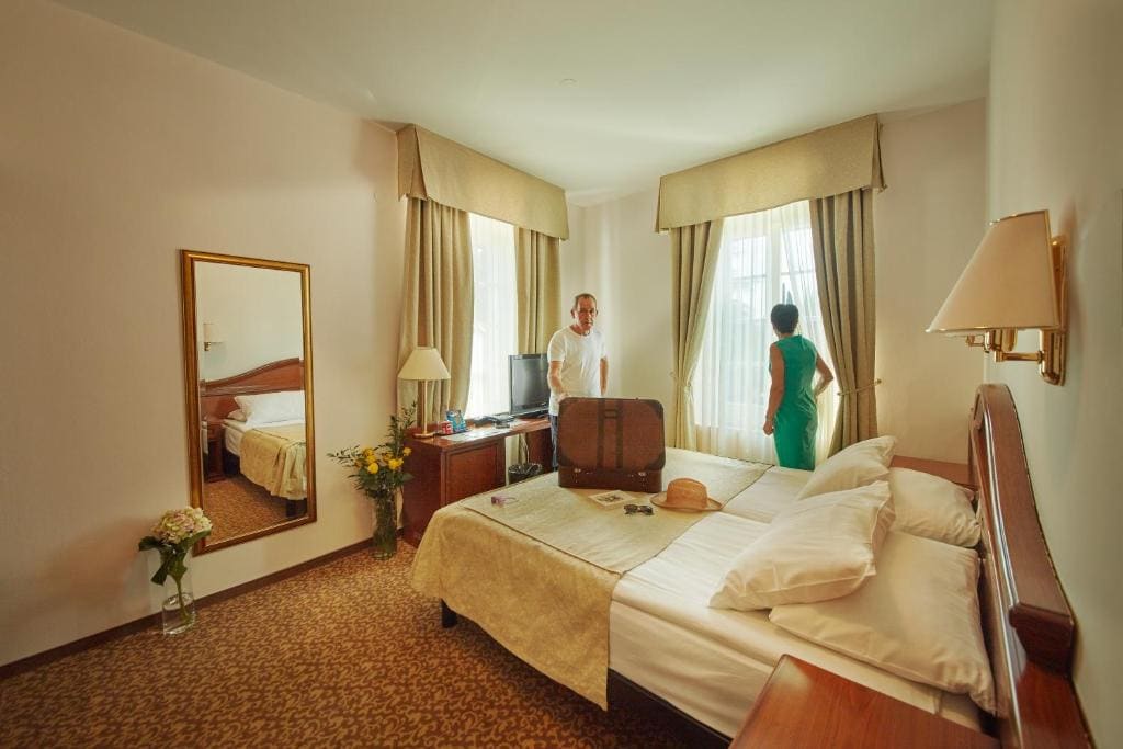 Double or Twin Room room - Image 3