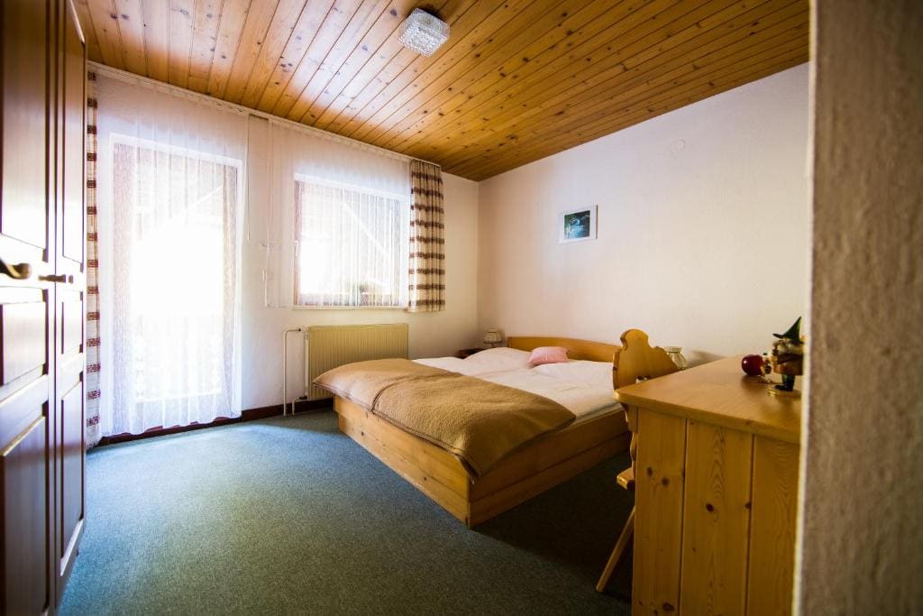 Double Room with Balcony room - Image 1