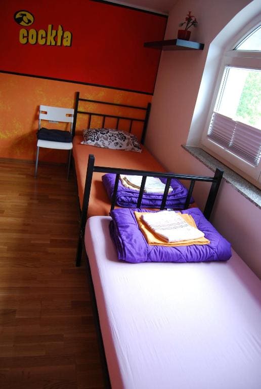 Quadruple Room with Shared Bathroom room - Image 3