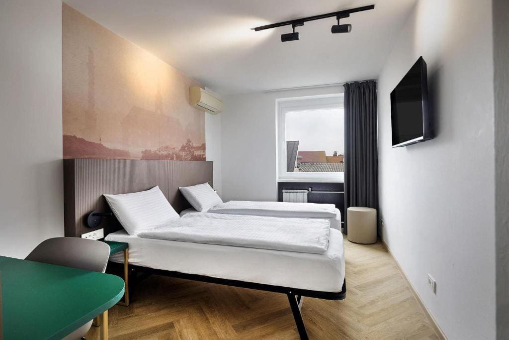 Twin Room room - Image 1