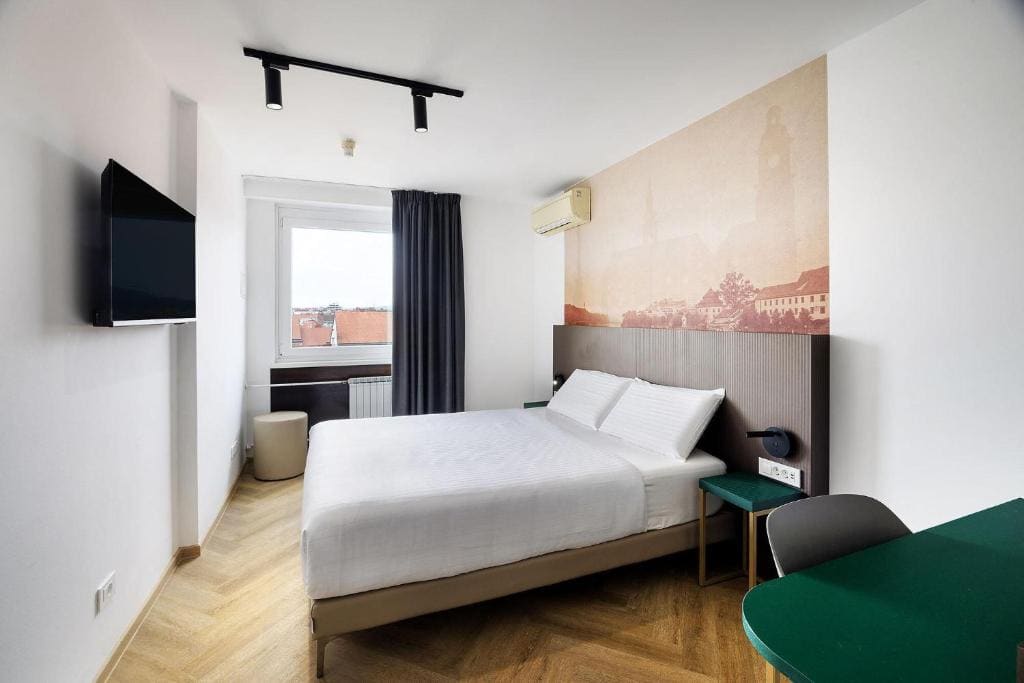 Double Room room - Image 2