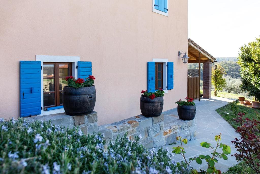 Double Room with Patio room - Image 1
