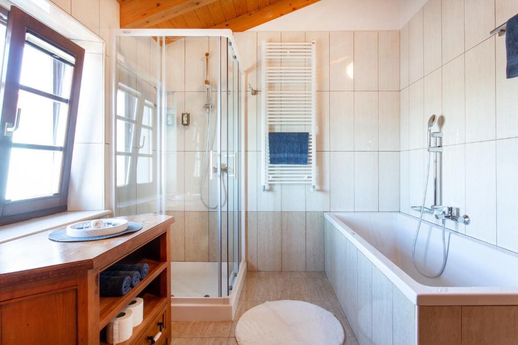 Royal Suite room - Image 1