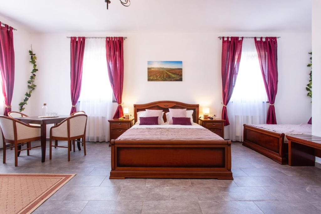 Suite room - Image 2