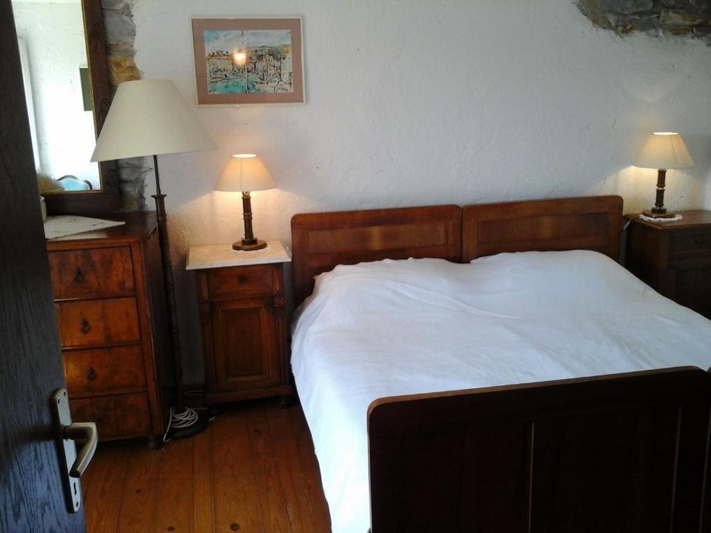 Apartment with Garden View room - Image 1