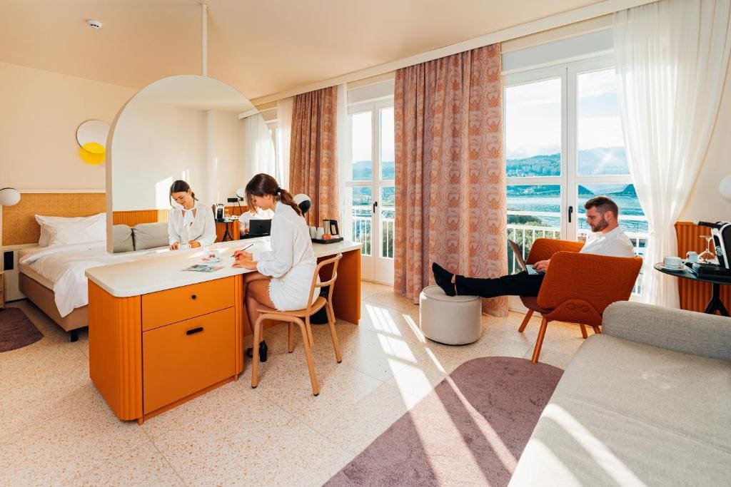 Deluxe Double Room room - Image 3