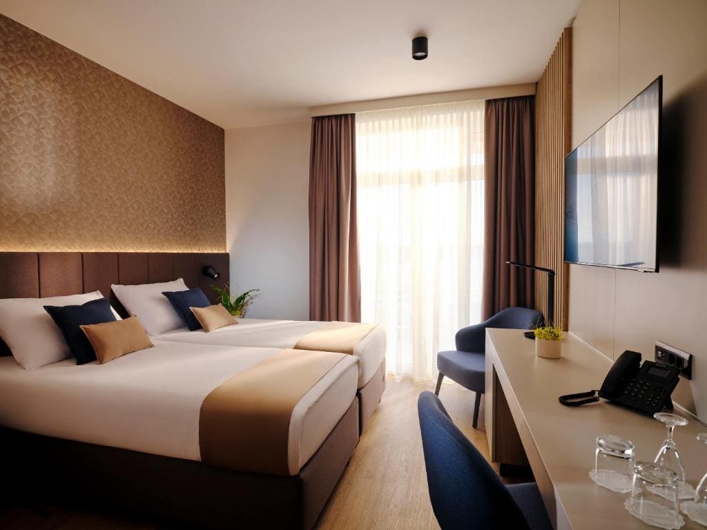 Double or Twin Room room - Image 3