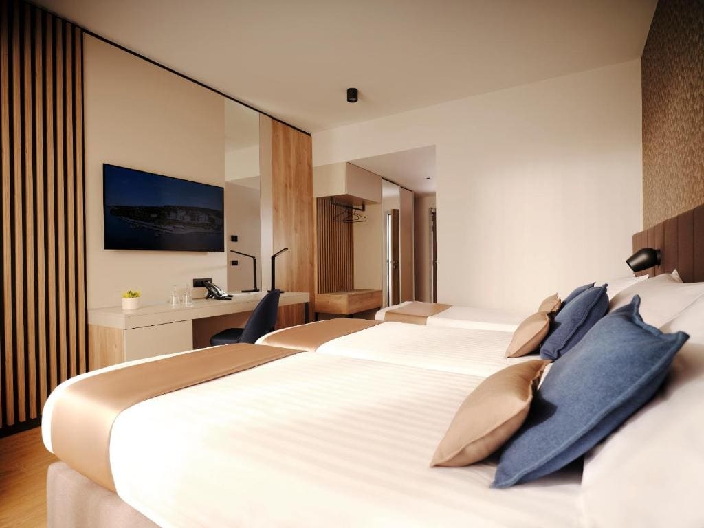 Double or Twin Room room - Image 1
