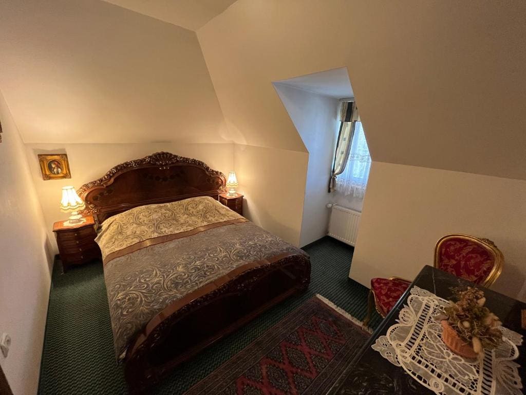 Double Room with Balcony room - Image 1