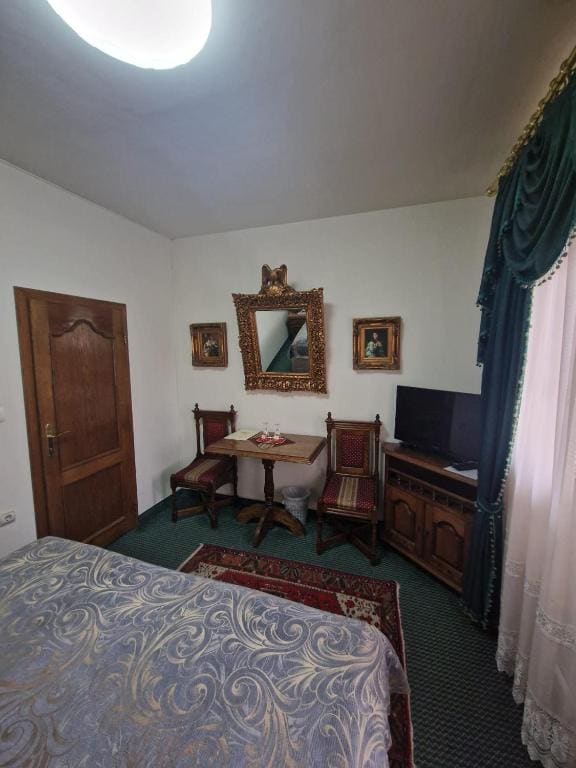 King Room with Balcony room - Image 2