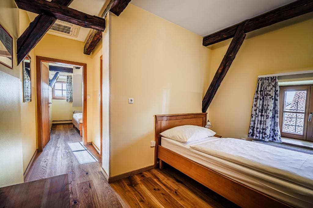 Suite with River View room - Image 1