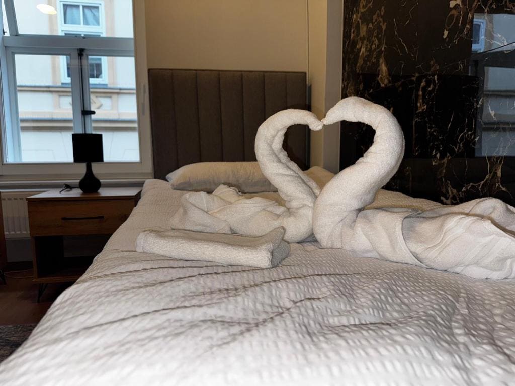 Deluxe Double or Twin Room room - Image 3