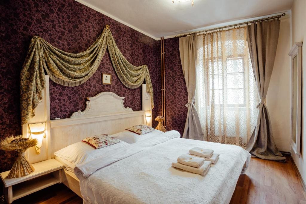 King Room room - Image 1