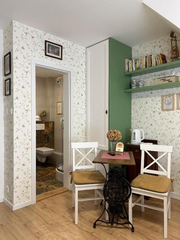Standard Twin Room room - Image 1