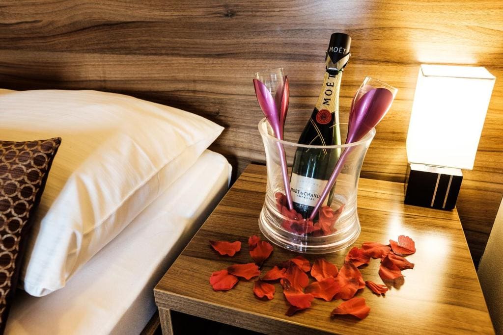 Comfort Apartment with Welcome Drink room - Image 2