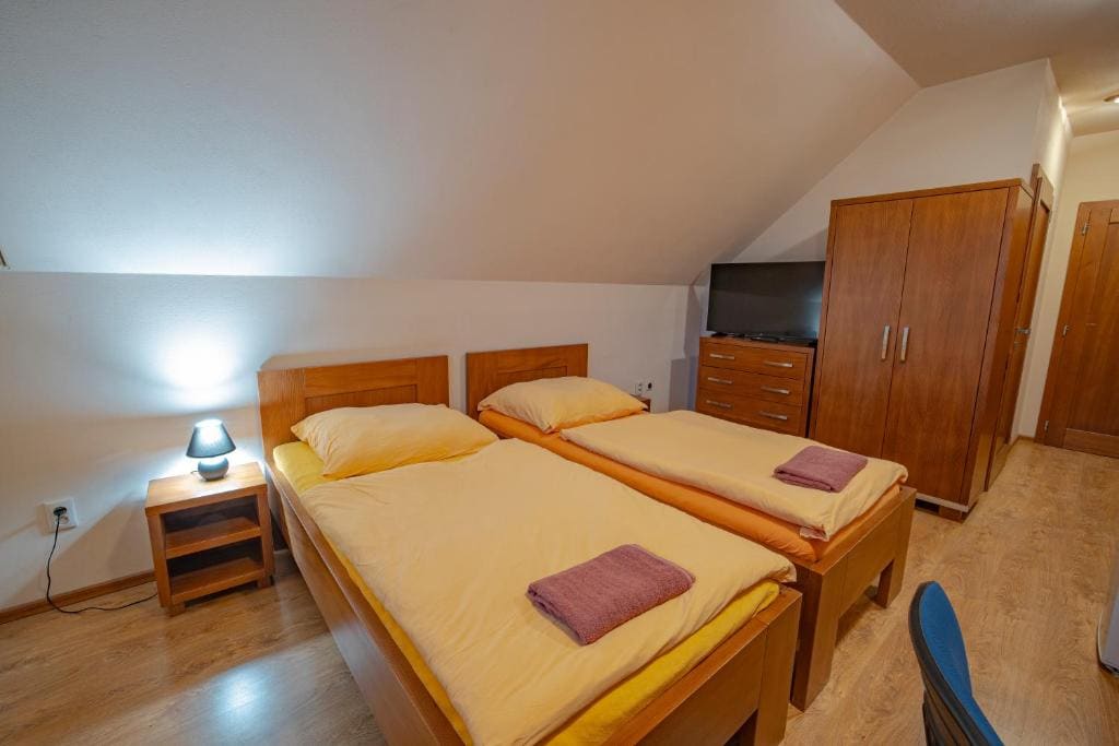 Double or Twin Room with Bathroom room - Image 3