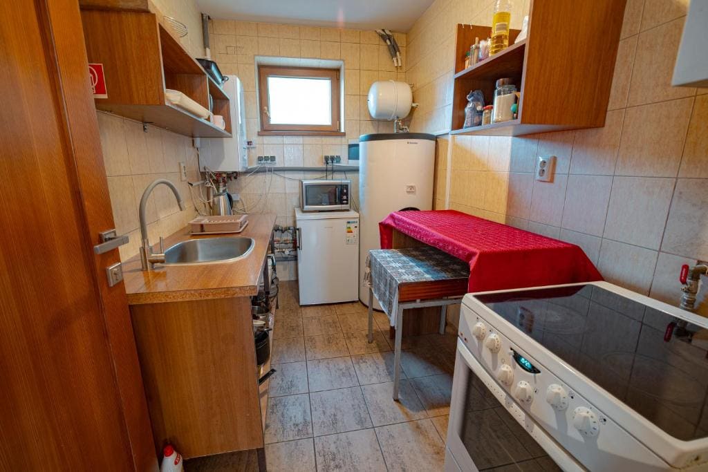 Twin Room with Private Bathroom room - Image 1