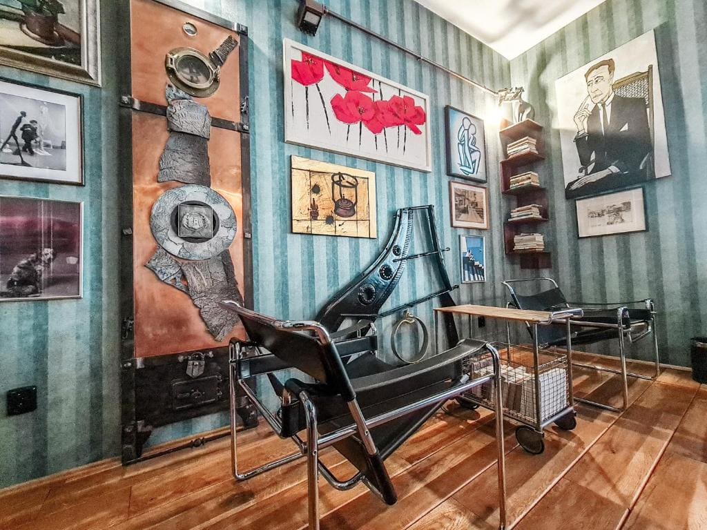 Deluxe King Room - Galeria New Art room - Image 2