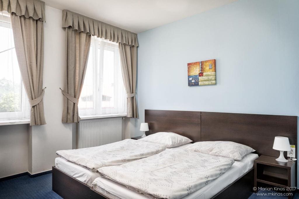 Double Room with Balcony room - Image 2