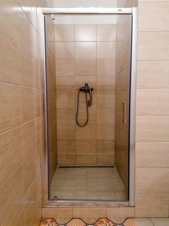 Apartment room - Image 1