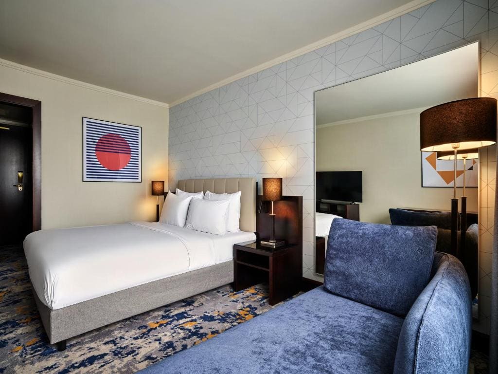 Premium Queen Room room - Image 1