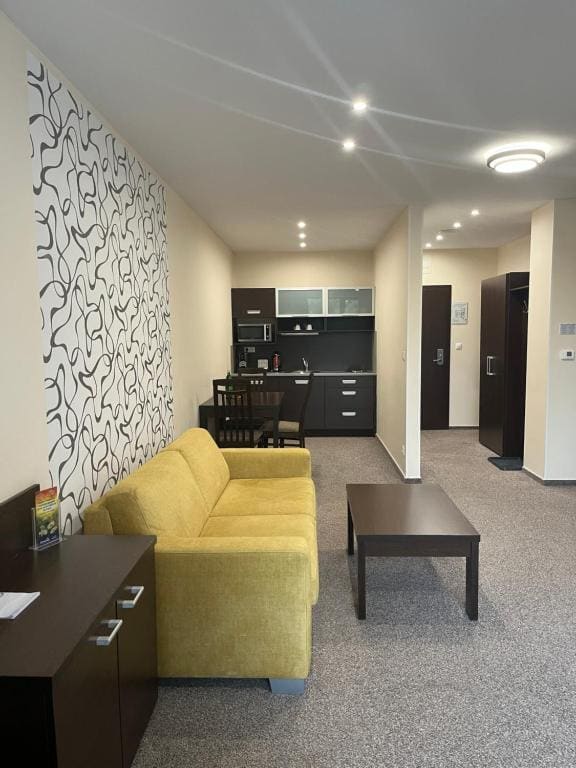 Double Room without Balcony room - Image 3