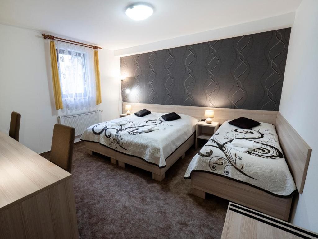 Triple Room room - Image 1