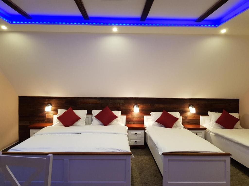 Studio with Balcony room - Image 1
