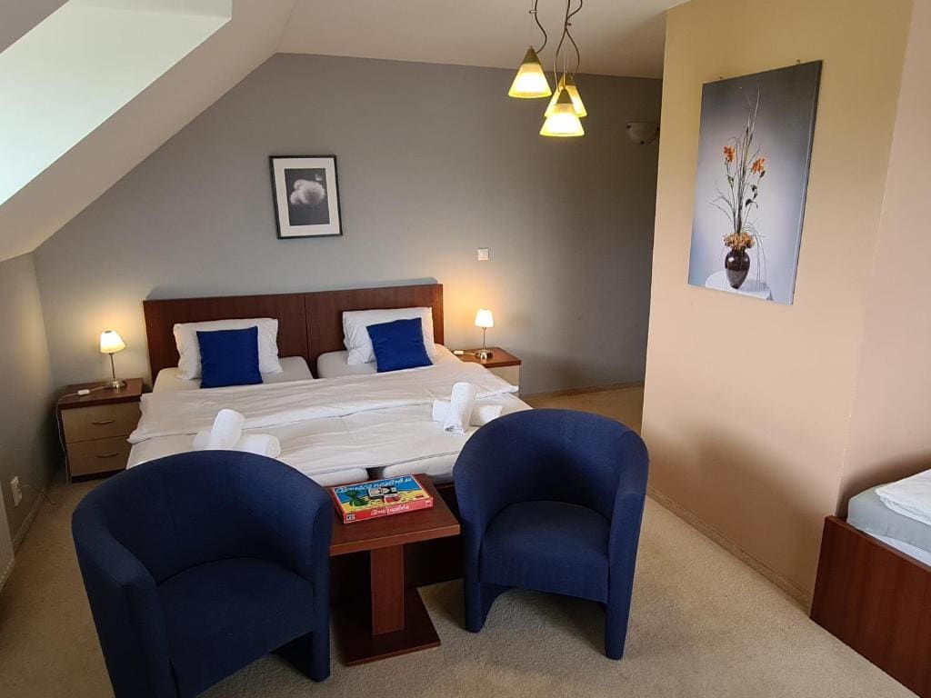 Triple Room with Balcony room - Image 1