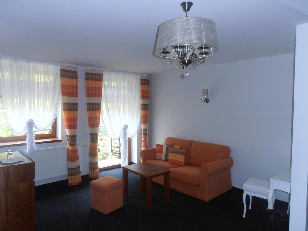 Double Room with Balcony room - Image 3