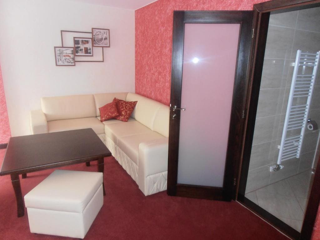 Double Room with Balcony room - Image 1