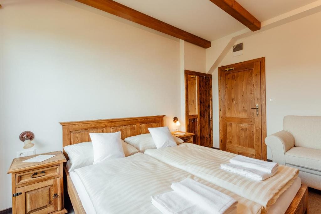 Double Room with Balcony room - Image 1