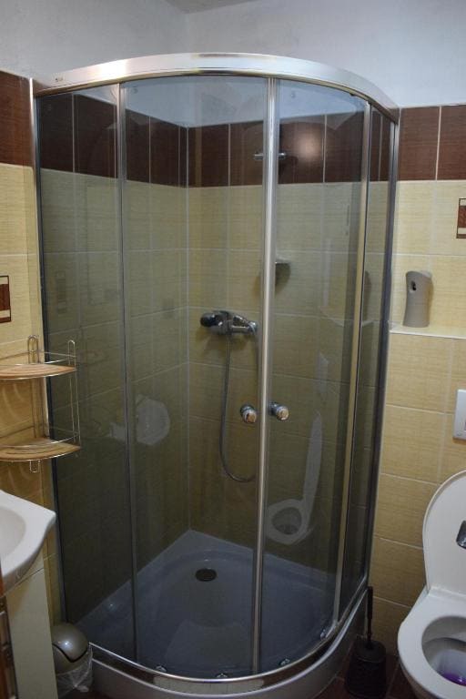 Quadruple Room with Balcony room - Image 2