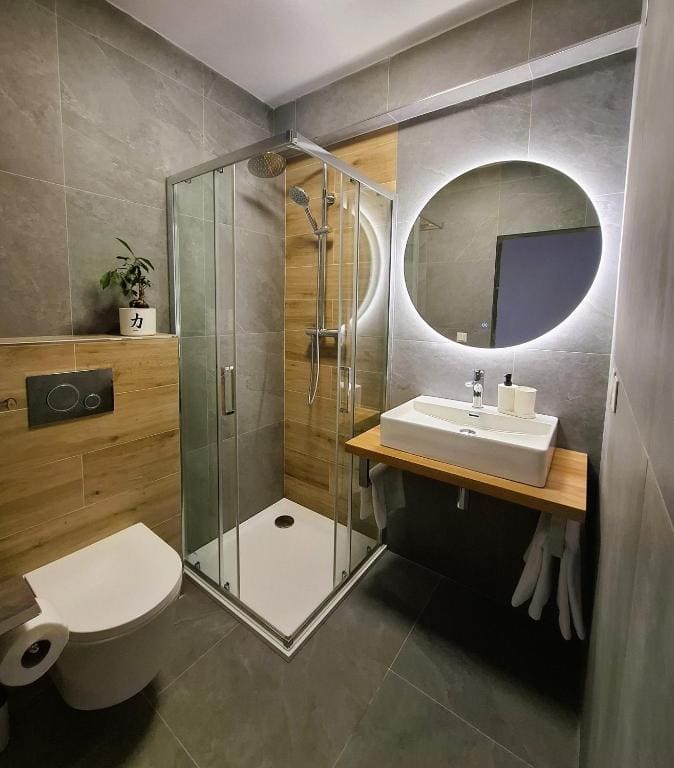 Double or Twin Room room - Image 3