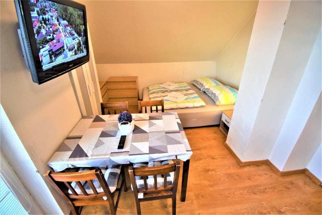 Double Room with Private Bathroom room - Image 2