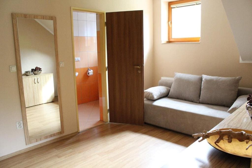 Family Room room - Image 2