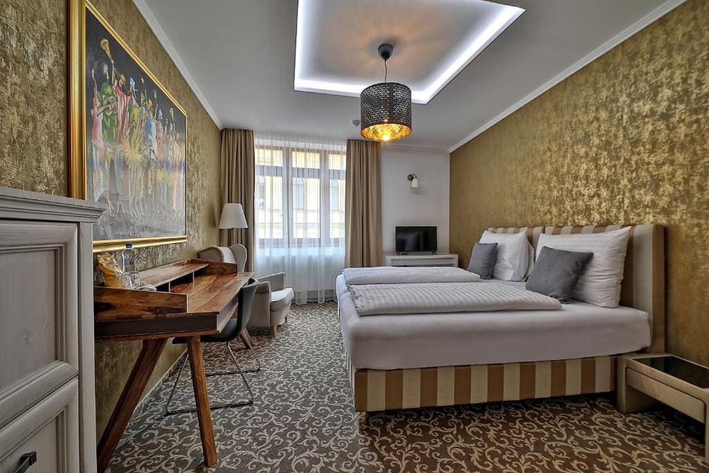 Standard Double Room room - Image 3